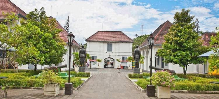 红多兹酒店近日惹穆罕默迪耶大学(RedDoorz Near Universitas Muhammadiyah Yogyakarta)图片
