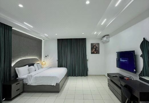 BUGE HOMES Hotel Overview