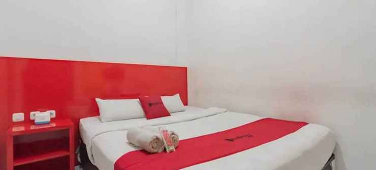 红多兹酒店-加鲁马斯(RedDoorz @ Galuh Mas)图片