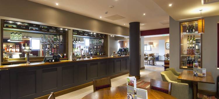 伦敦斯坦斯特德机场普瑞米尔客栈(Premier Inn London Stansted Airport)图片