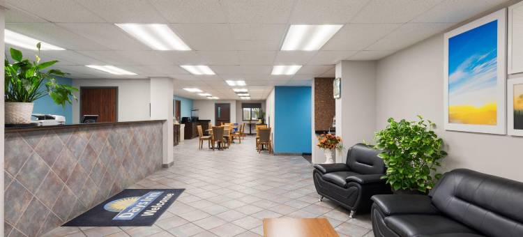 温德姆戴斯酒店凤凰城靠近本宁堡(Days Inn by Wyndham Phenix City Near Fort Benning)图片