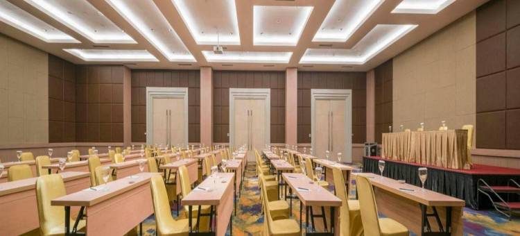 WH佩斯农甘卢米诺酒店(Luminor Hotel Pecenongan Jakarta by WH)图片