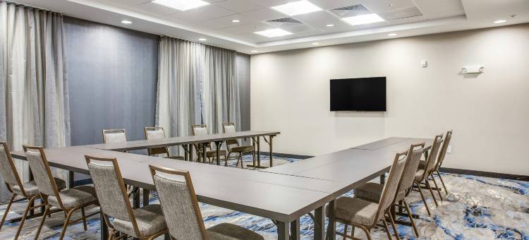 罗拉万枫酒店及套房(Fairfield Inn & Suites Rolla)图片