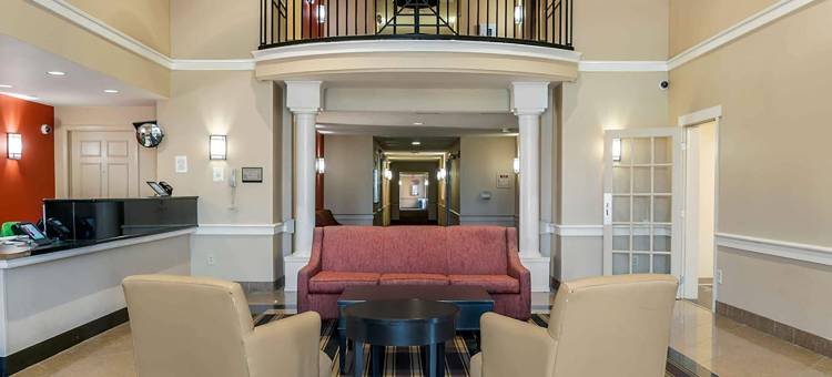 奥本希尔斯南美吟酒店(Baymont by Wyndham Auburn Hills South)图片