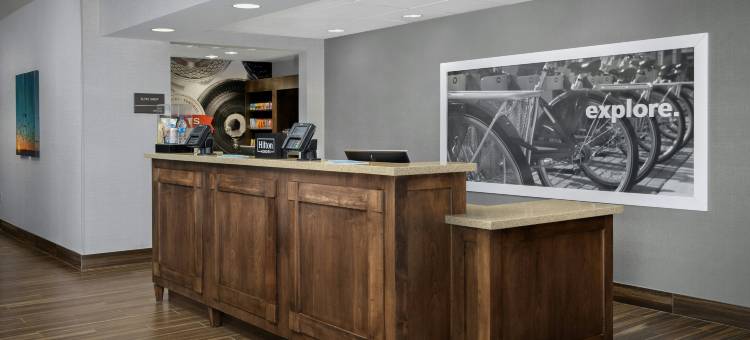 波特兰/希尔斯伯勒长青公园欢朋酒店(Hampton Inn & Suites Portland/Hillsboro-Evergreen Park)图片