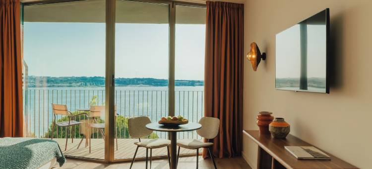 港湾之上 - 塞沙尔湾酒店(Upon Harbor - Seixal Bay Hotel)图片