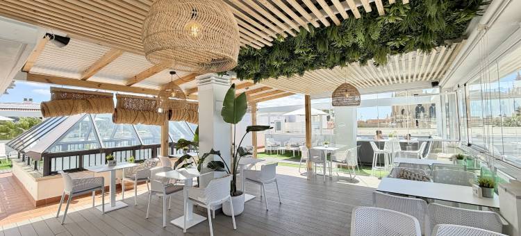 鲁兹码头公寓酒店(Hotel Apartamentos Marina Luz)图片