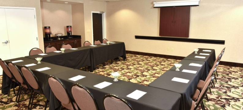 亚历山德里亚希尔顿欢朋旅馆&套房酒店(Hampton Inn & Suites Alexandria)图片