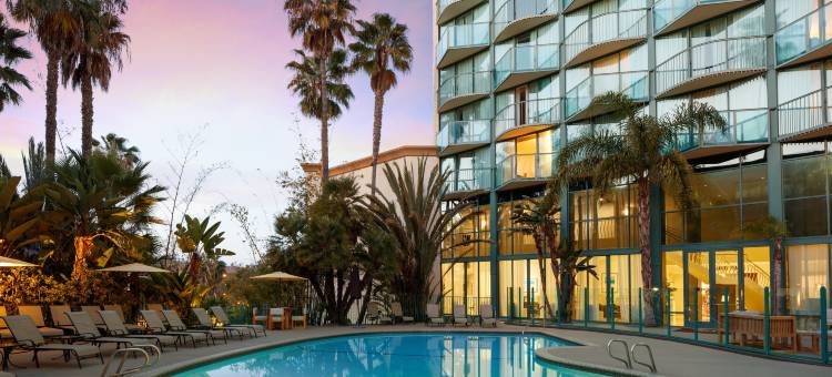 圣迭戈酒店区希尔顿逸林酒店(DoubleTree by Hilton San Diego Hotel Circle)图片