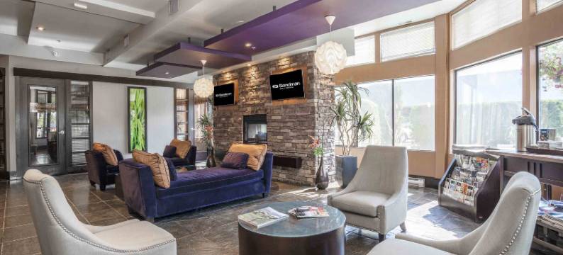 潘提顿三德曼酒店(Sandman Hotel Penticton)图片