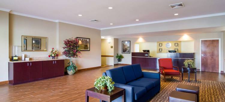 布拉克锡尔84高速公路舒适酒店(Comfort Inn Blackshear Hwy 84)图片