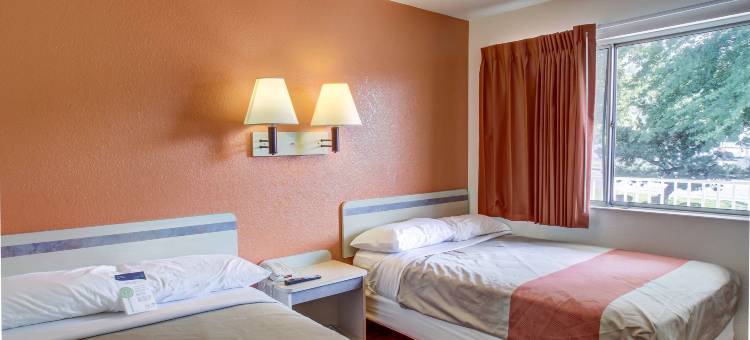 格兰茨帕斯6号汽车旅馆(Motel 6 Grants Pass, or)图片