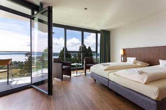 Parkhotel St.Leonhard Hotel Overview