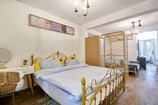 逸周桃源智慧轰趴馆公寓(华鹤街分店)