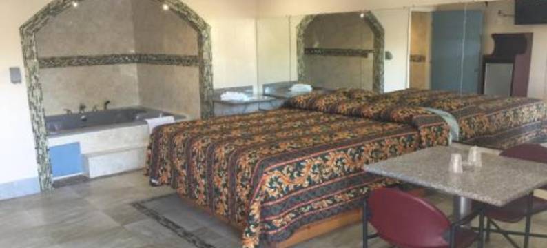 Foxy's Motor Inn图片