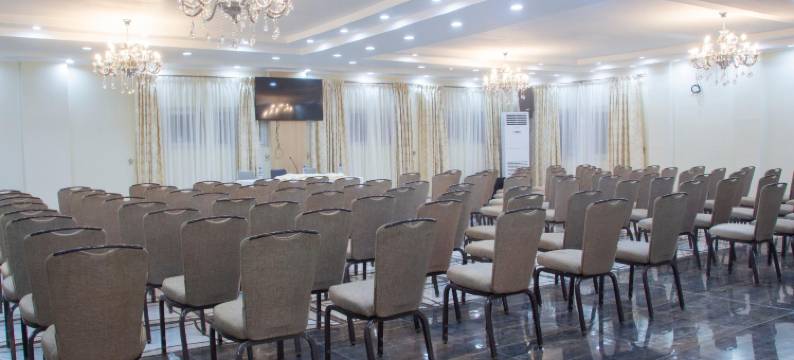 苏伊塔酒店(Suita Hotel)图片