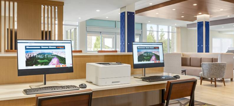 Holiday Inn Express and Suites 尤凯亚 by IHG(Holiday Inn Express & Suites UKIAH by IHG)图片