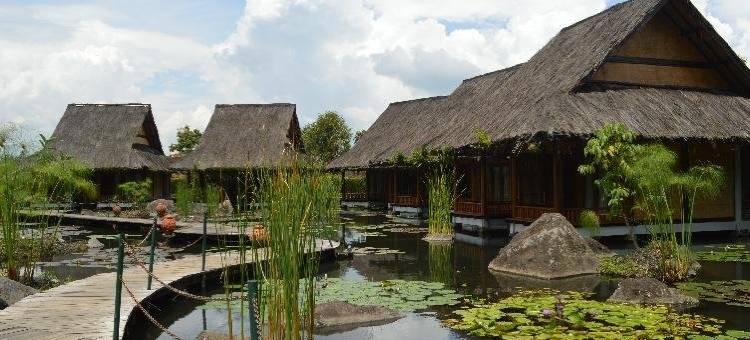 甘榜苏木贝尔阿拉姆酒店(Kampung Sumber Alam Garut)图片