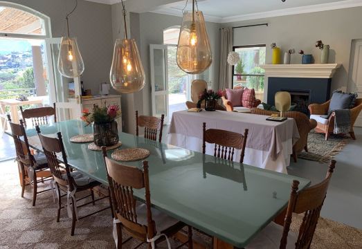 Frogs Hill Hotel Overview