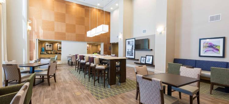 哈特福德曼彻斯特欢朋酒店(Hampton Inn & Suites Hartford-Manchester)图片