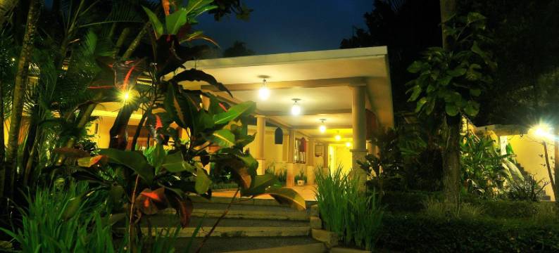 坎蒂萨里酒店及餐厅(Candisari Hotel & Resto)图片