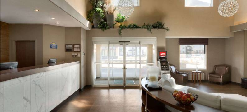 里贾纳机场西戴斯酒店(Days Inn by Wyndham Regina Airport West)图片