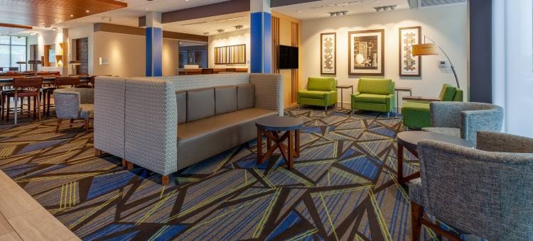 不伦瑞克智选假日套房酒店(Holiday Inn Express & Suites Brunswick - Harpers Ferry Area)图片