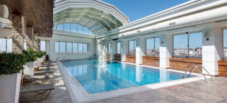 伊斯坦布尔市中心华美达广场酒店 - 仅供成人入住(Ramada Plaza by Wyndham Istanbul City Center)图片