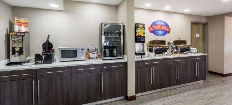 克拉克斯维尔呗盟套房酒店(Baymont by Wyndham Clarksville)图片