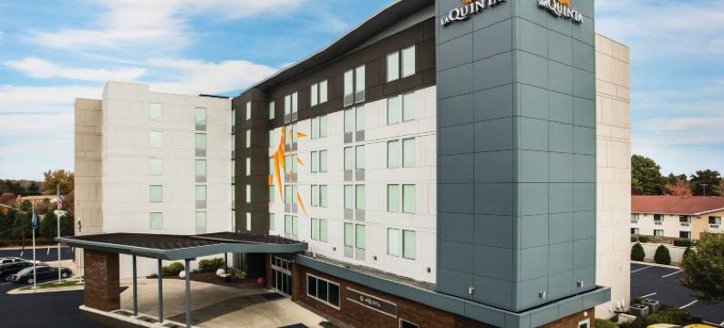 温彻斯特拉昆塔温德姆套房酒店(La Quinta Inn & Suites by Wyndham Winchester)图片