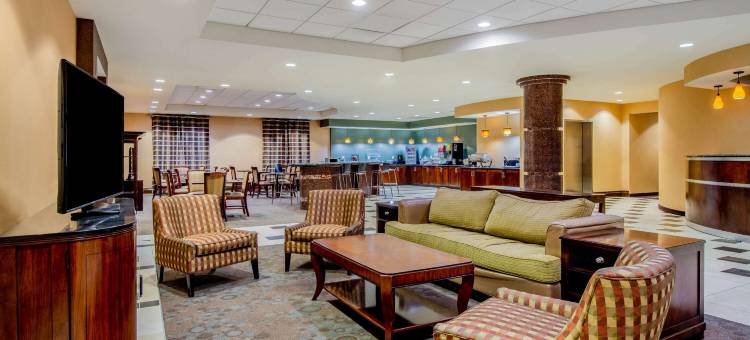 贝艾尔I-95出口77A拉昆塔温德姆套房酒店(La Quinta Inn & Suites by Wyndham Bel Air/I-95 Exit 77A)图片