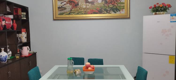 悦客之家阿萍公寓(梅园街分店)图片
