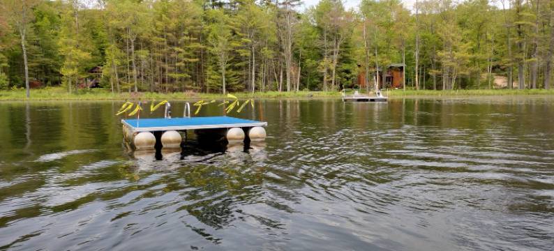 Lake Front Hot Tub Kayak Swim Firepit Secluded图片