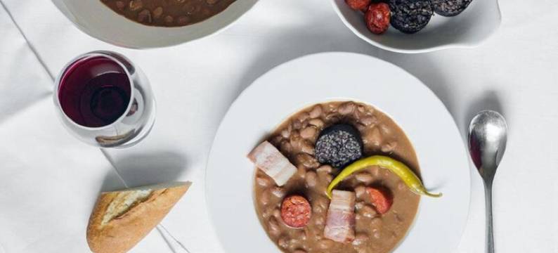 纳瓦尔塞斯陶酒店(Hotel Naval Sestao)图片