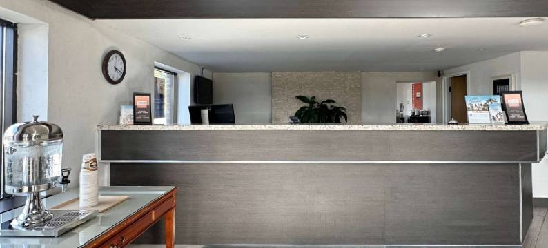 威兰Travelodge by Wyndham酒店(Travelodge by Wyndham Welland)图片