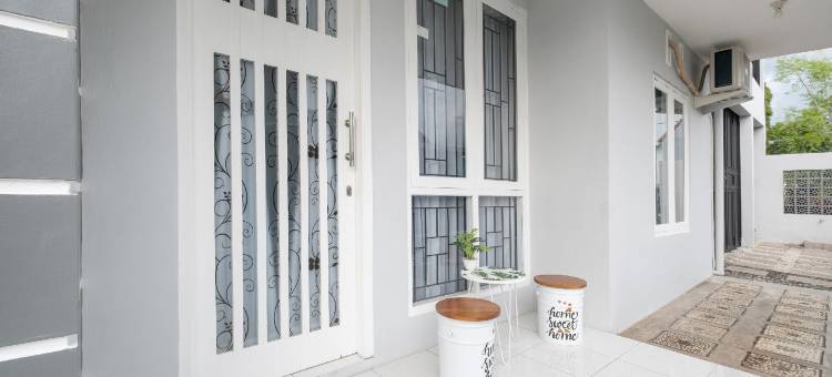 O纳瑞斯瓦丽宾馆-清真(Hotel O Nareswari Guest House Syariah)图片