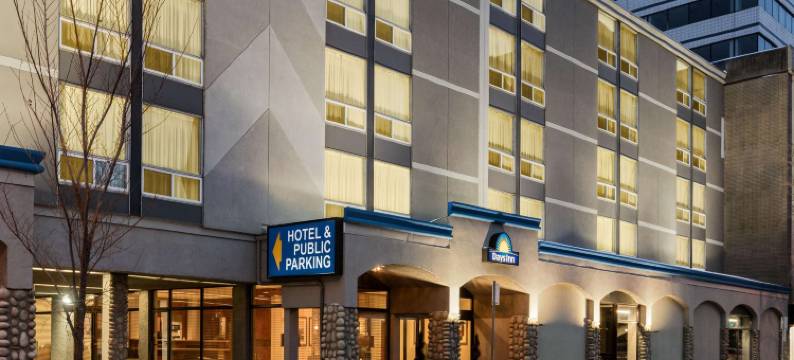 埃德蒙顿市区戴斯酒店(Days Inn by Wyndham Edmonton Downtown)图片