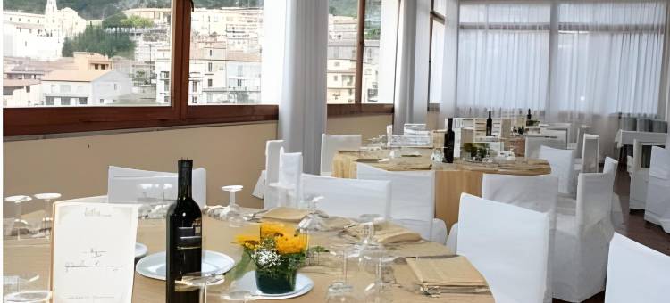 伊索拉迪劳里亚酒店(Hotel Isola di Lauria)图片