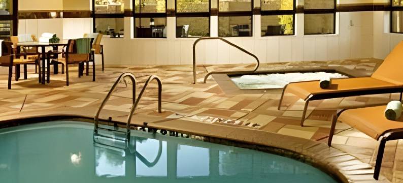 泰勒万豪万怡酒店(Courtyard Tyler)图片