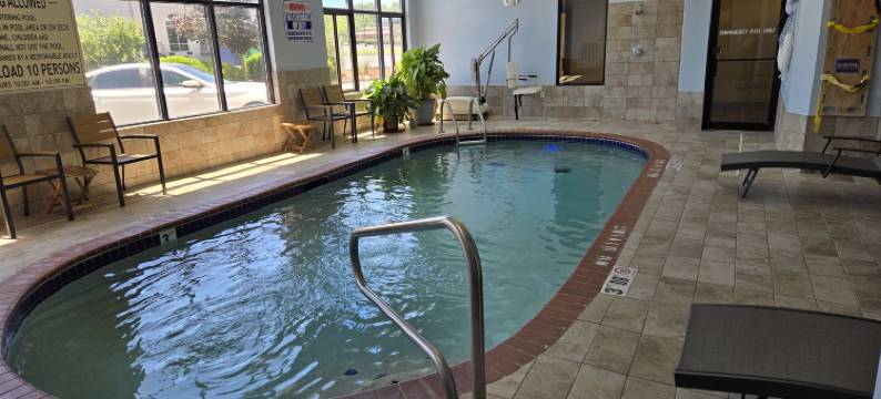 智选假日套房酒店圣路易斯西 - 芬顿(Holiday Inn Express & Suites ST. LOUIS WEST - FENTON by IHG)图片