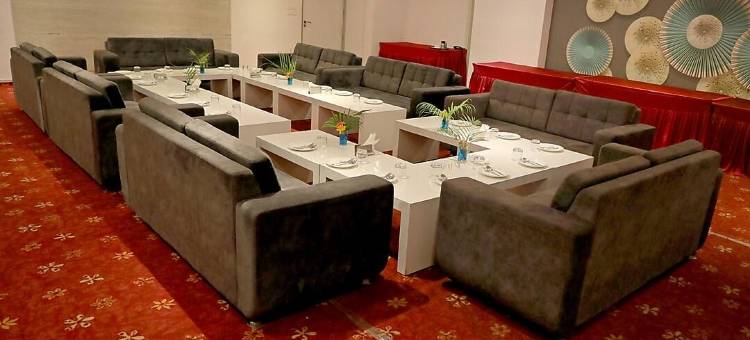 欧帕尔蓝普尔酒店(The Opal)图片