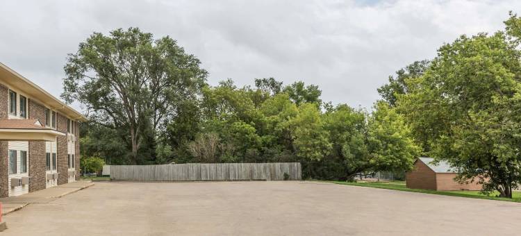 麦迪逊温德姆速8酒店(Super 8 by Wyndham Madison)图片