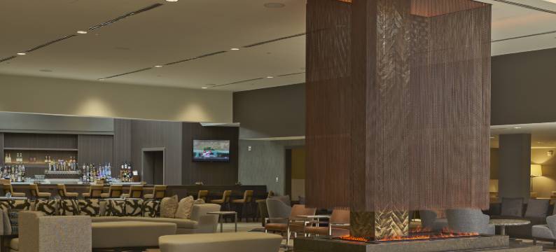 罗利北山希尔顿酒店(Hilton Raleigh North Hills)图片