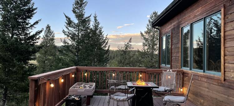 Solar Pwd Peaceful Mtn Retreat~Fire Pit~Ev Charger~Cornhole~Foosball~Starlink~AC图片