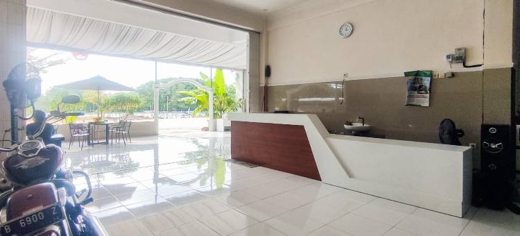 RedDoorz @ Bangkalan图片