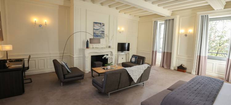 拉戛纳堡酒店(Hôtel Château de Lacan)图片