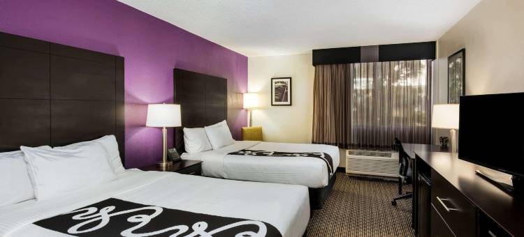 劳德代尔堡塔玛拉克拉昆塔温德姆套房酒店(La Quinta Inn & Suites by Wyndham Fort Lauderdale Tamarac)图片