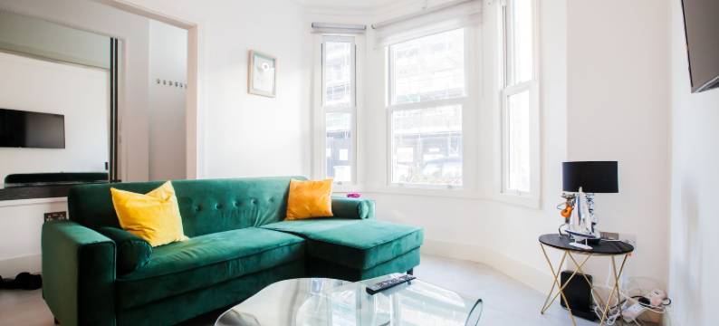 苏比顿豪华花园房19号(Surbiton Luxury Garden House 19A)图片