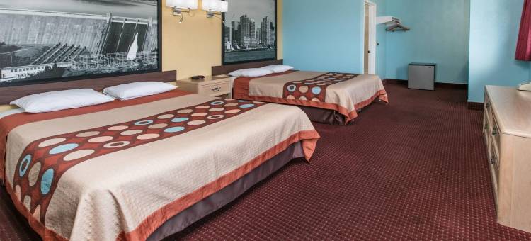 毕晓普速8酒店(Super 8 by Wyndham Bishop)图片