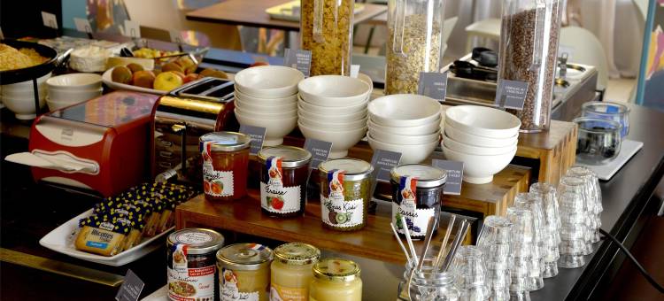 基里亚德昂弗勒尔-拉里维耶尔圣索沃尔酒店(Kyriad Honfleur - la RIVIÈRE Saint Sauveur)图片